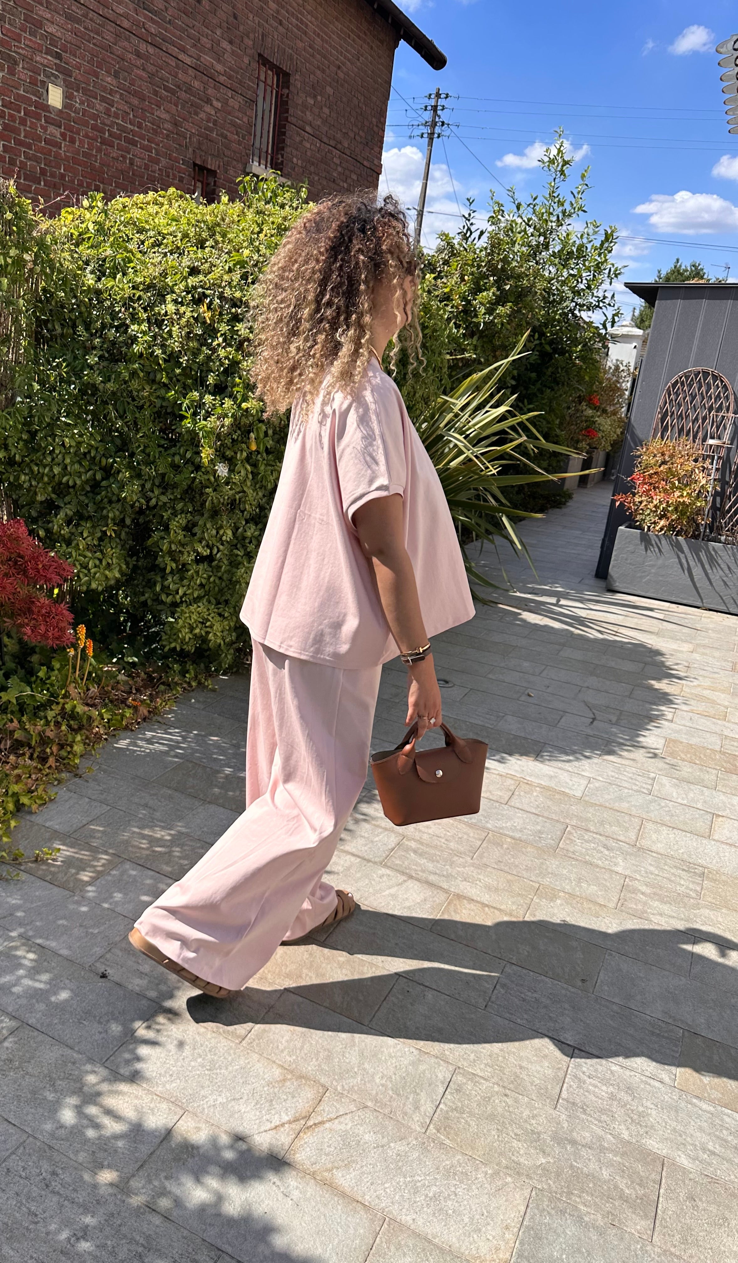 Ensemble rose : t-shirt + pantalon