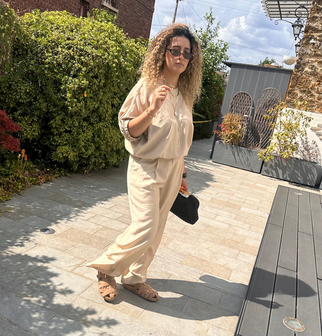 Ensemble 2 pièces beige avec collier inclus
