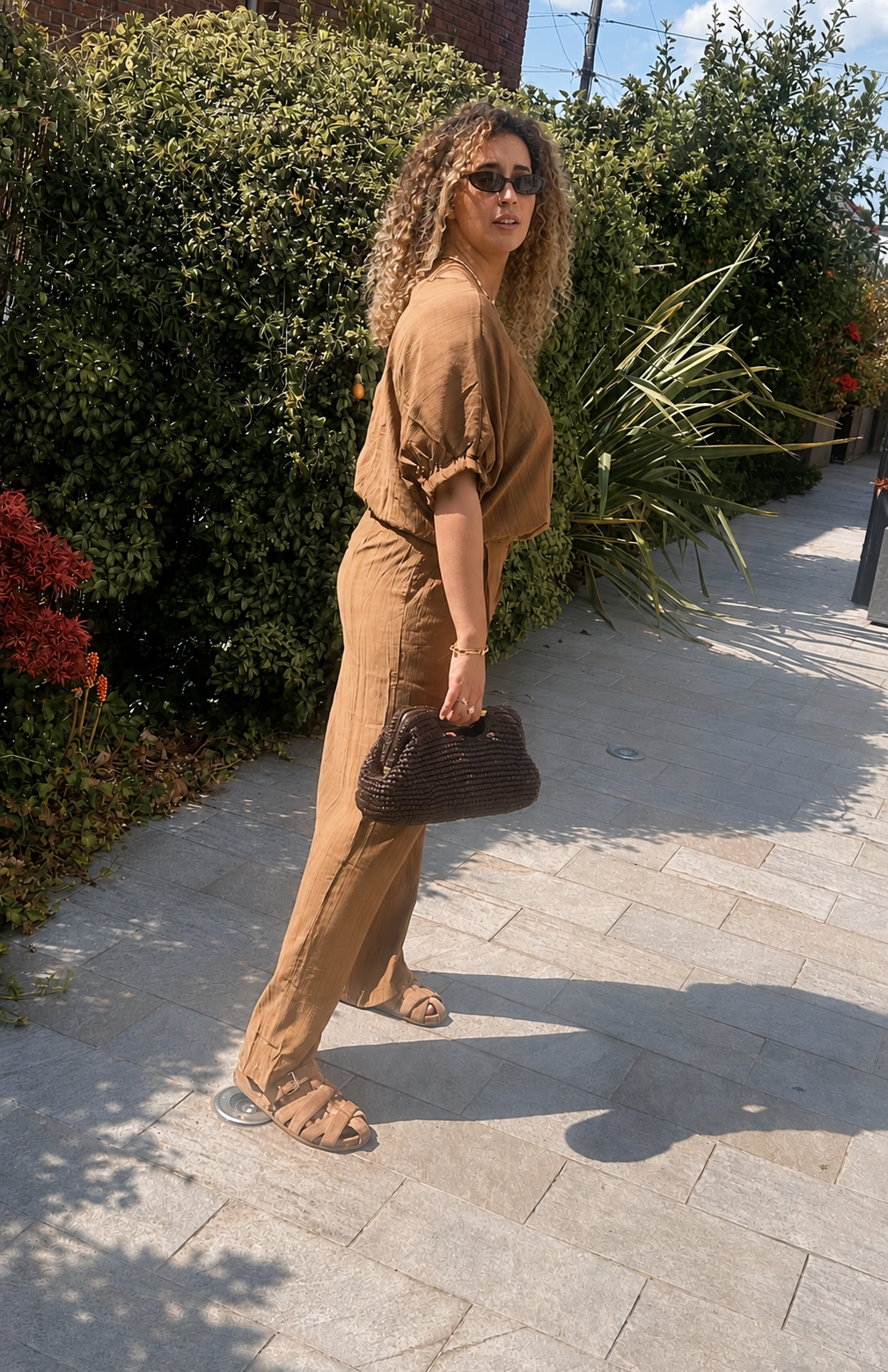 Ensemble 2 pièces camel avec collier inclus