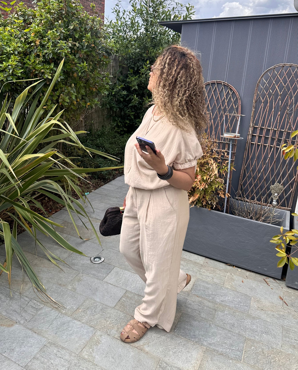 Ensemble 2 pièces beige avec collier inclus